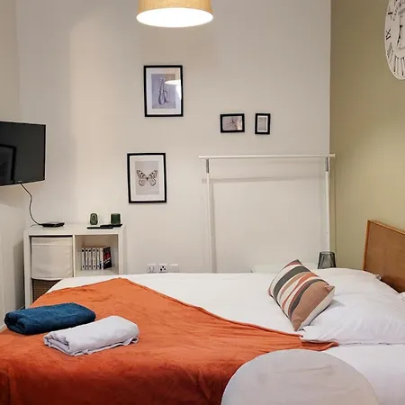 L'eden Rouennais -studio Cosy - Gare A 2 Min- Fibre 700mb - Coeur De Apartment *