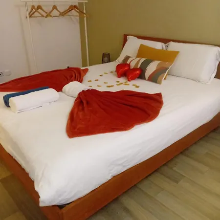 Apartment L'eden Rouennais -studio Cosy - Gare A 2 Min- Fibre 700mb - Coeur De *